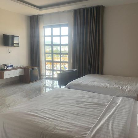 Ha Hung Panorama Hotel Hà Tiên Buitenkant foto
