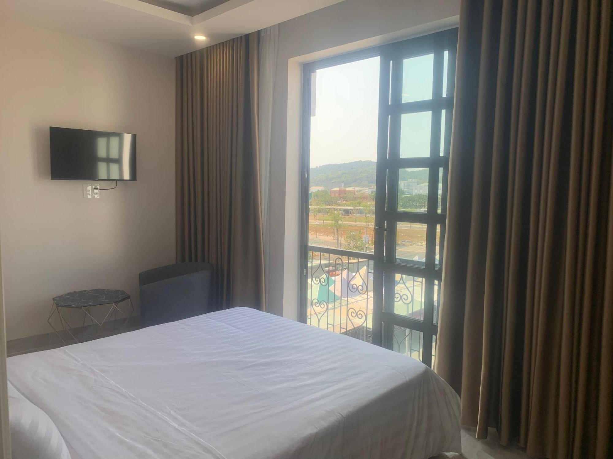 Ha Hung Panorama Hotel Hà Tiên Buitenkant foto