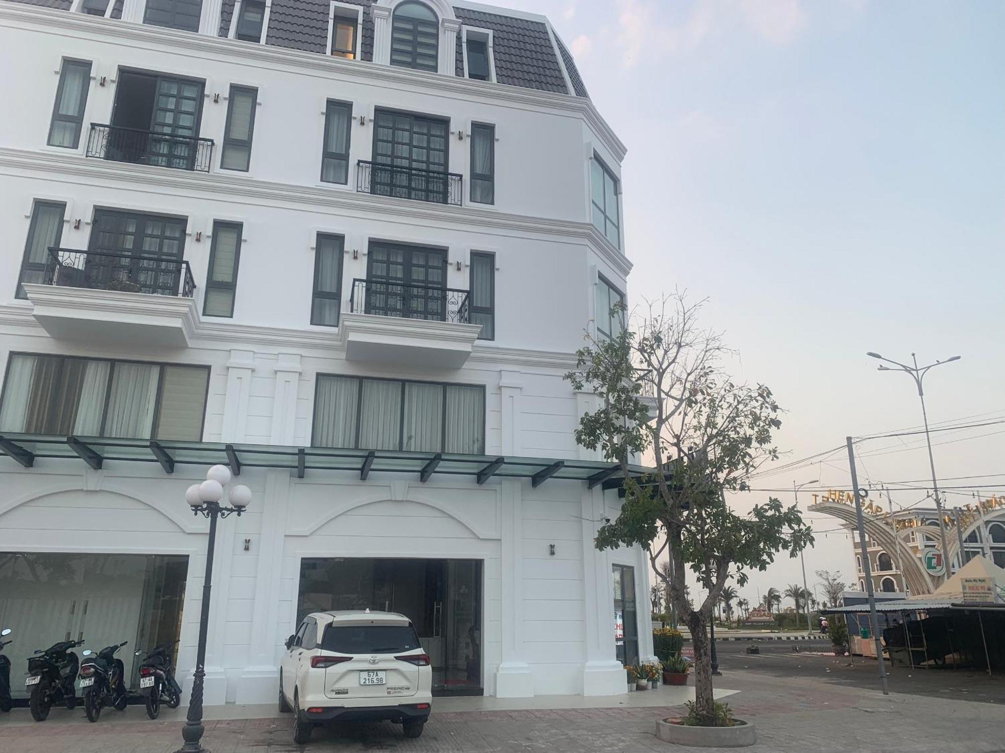 Ha Hung Panorama Hotel Hà Tiên Buitenkant foto