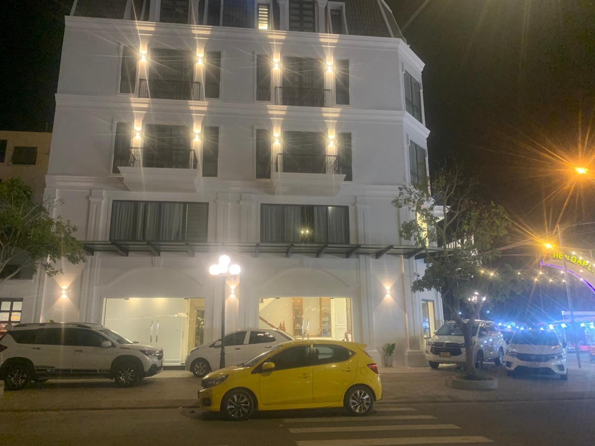 Ha Hung Panorama Hotel Hà Tiên Buitenkant foto