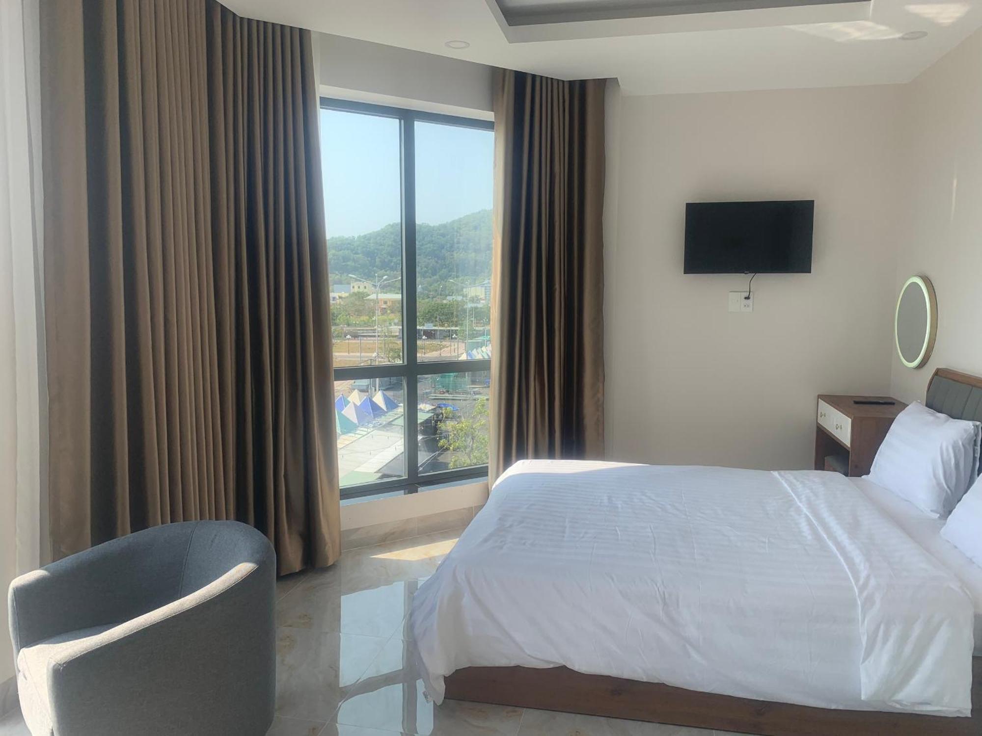 Ha Hung Panorama Hotel Hà Tiên Buitenkant foto