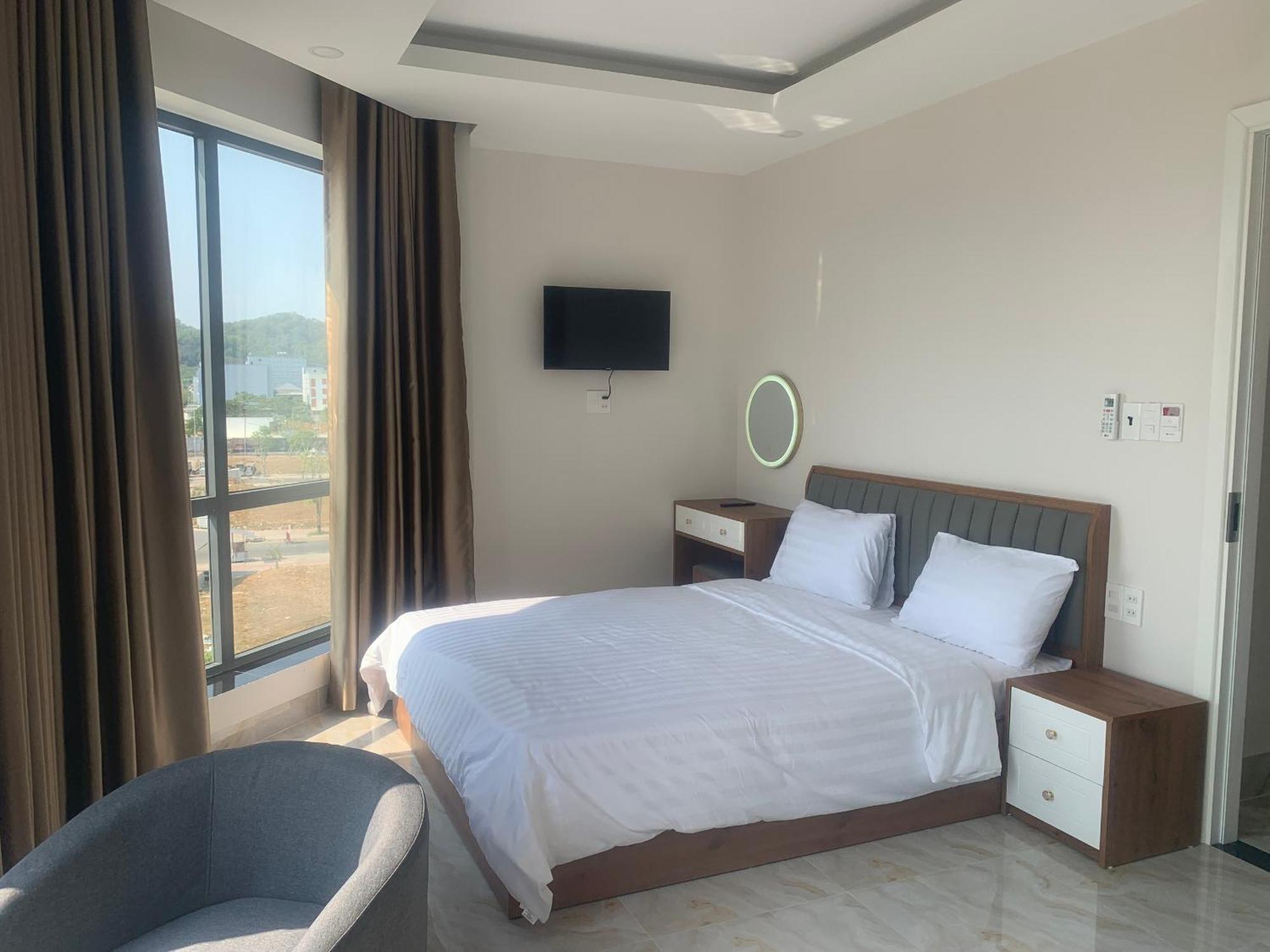 Ha Hung Panorama Hotel Hà Tiên Buitenkant foto