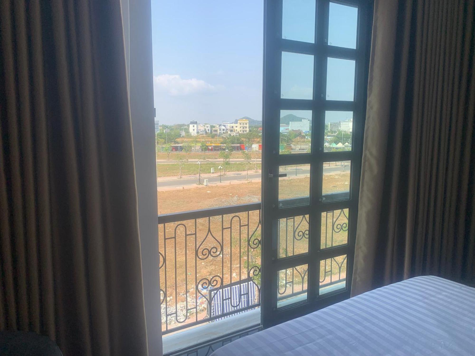 Ha Hung Panorama Hotel Hà Tiên Buitenkant foto
