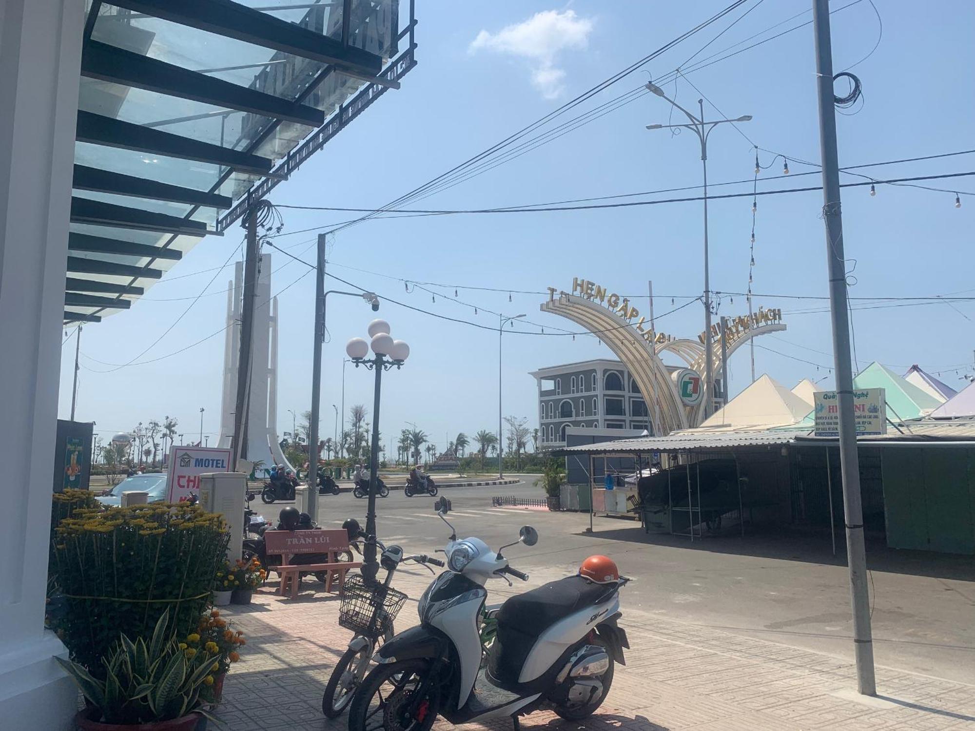 Ha Hung Panorama Hotel Hà Tiên Buitenkant foto