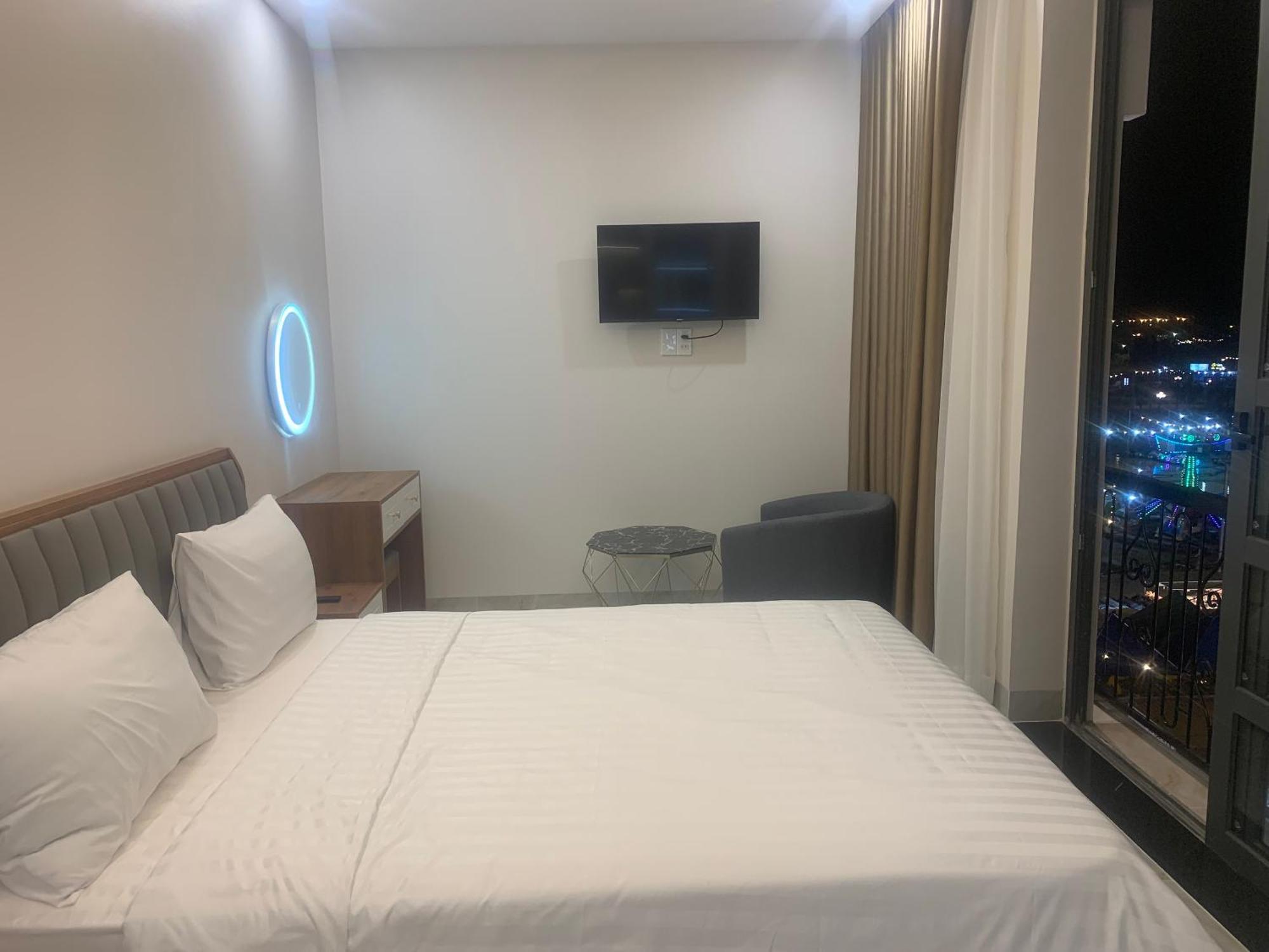 Ha Hung Panorama Hotel Hà Tiên Buitenkant foto